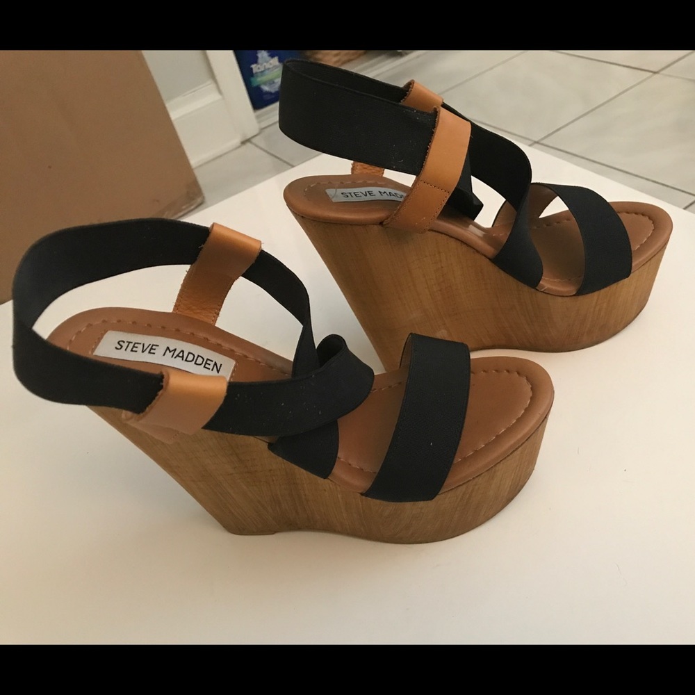 Steve Madden Wedges